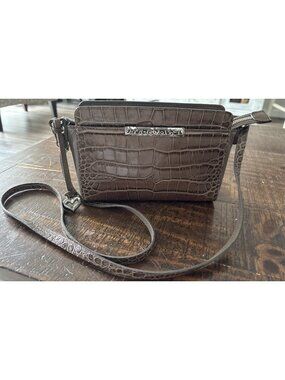 Vtg. Brighton Brown Black Croc-Embossed Leather Shoulder Bag w/Heart #F192805